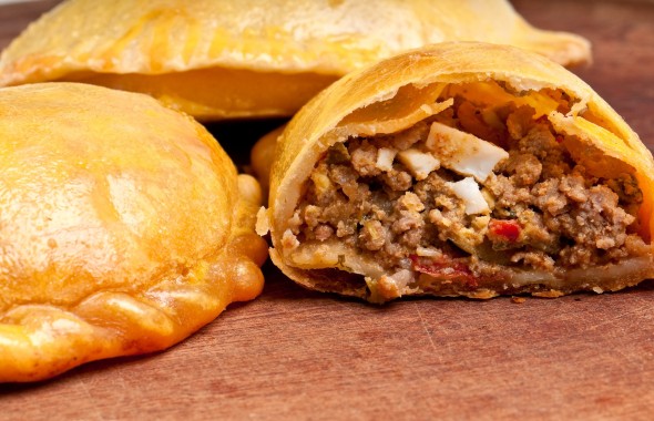 Imagen EMPANADA ARGENTINA DE POLLO
