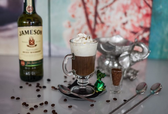 Imagen Café irlandes o Baileys/ Tia Maria cafe con nata